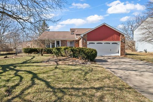 3721 Holly St, Grove City, OH, 43123-9009 | Card Image