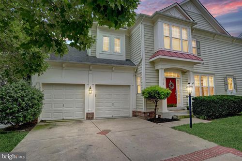 10119 Orland Stone Dr, BRISTOW, VA, 20136-2662 | Card Image