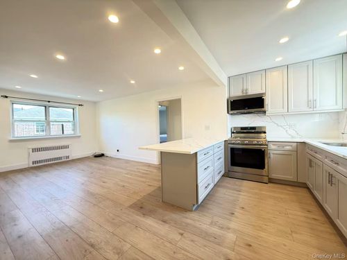 3a-111-26 66th Ave, Forest Hills, NY, 11375-1975 | Card Image