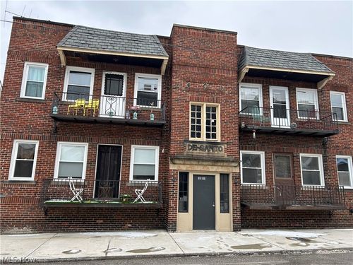 4-1311 W 69th St, Cleveland, OH, 44102-2064 | Card Image