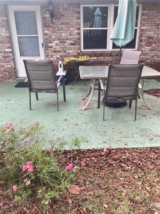 View of patio / terrace | Image 14