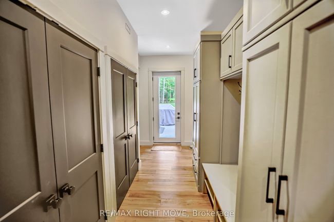1025 Davis Dr, House other with 5 bedrooms, 3 bathrooms and 15 parking in Severn Bridge ON | Image 11