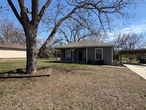 601 Valley St, San Marcos, TX, 78666-5439 | Card Image