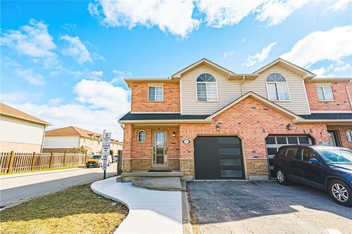 41 Pinewoods Dr, Stoney Creek, ON, L8J3V2 | Card Image
