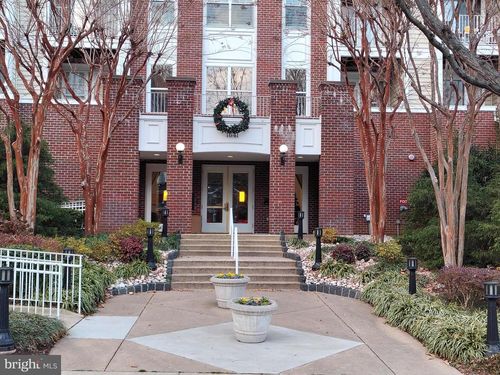 unit-415-1641 International Dr, MCLEAN, VA, 22102-4831 | Card Image