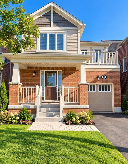 11 Bannister Cres, Brampton, ON, L7A4H6 | Card Image