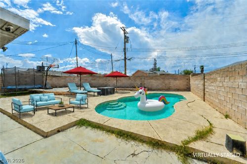 712 Harper Cir, Las Vegas, NV, 89107-3324 | Card Image
