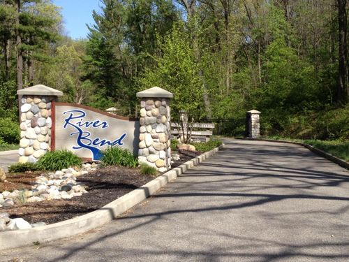1650 Whitetail Cir, Niles, MI, 49120-9540 | Card Image
