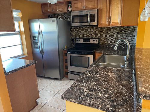 407-1025 Country Club Dr, Margate, FL, 33063-3222 | Card Image