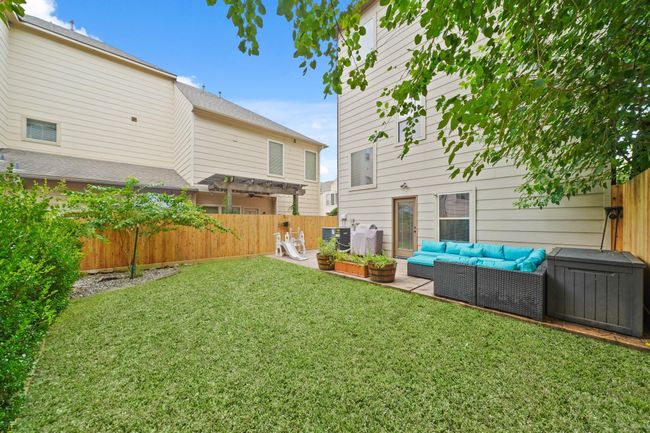 Previous patio furniture layout. | Image 24