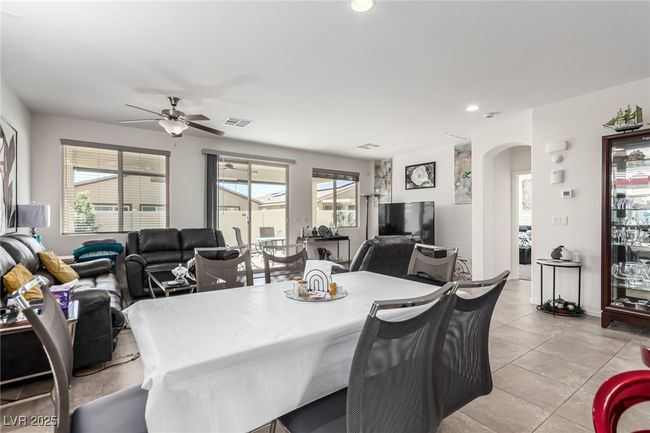 5633 Alitak Bay St, House other with 4 bedrooms, 3 bathrooms and null parking in North Las Vegas NV | Image 14