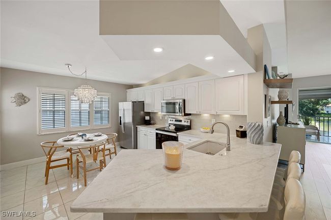 APT-201 - 2450 Old Groves Rd, Condo with 2 bedrooms, 2 bathrooms and null parking in Naples FL | Image 13