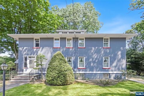 288 Washington Ave, Hillsdale, NJ, 07642-2814 | Card Image