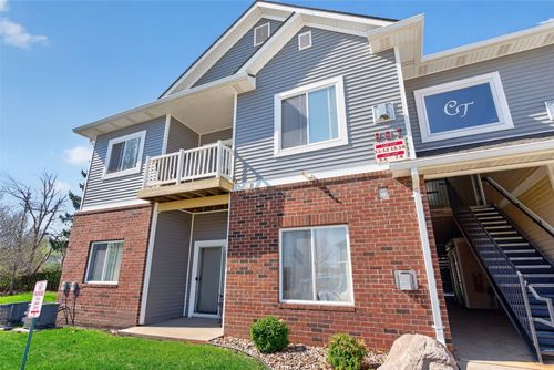 16-907 7th Ave Se, Altoona, IA, 50009-2119 | Card Image