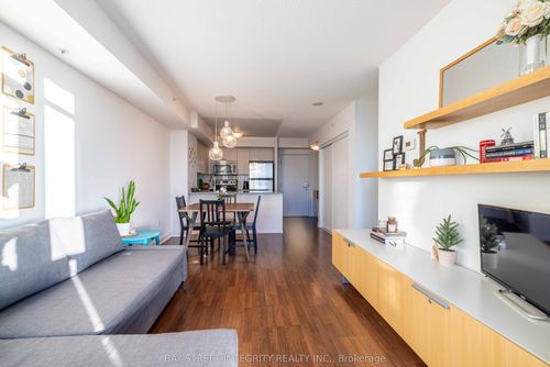 1510-5740 Yonge St, North York, ON, M2M0B1 | Card Image