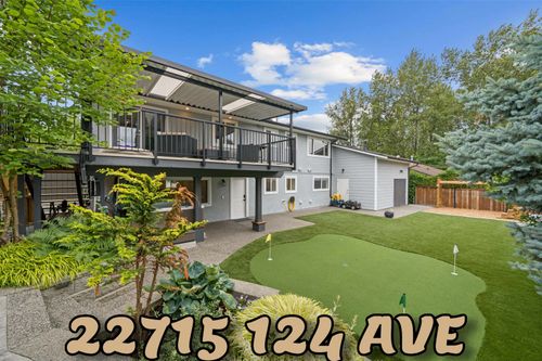 22715 124 Ave, Maple Ridge, BC, V2X4K2 | Card Image