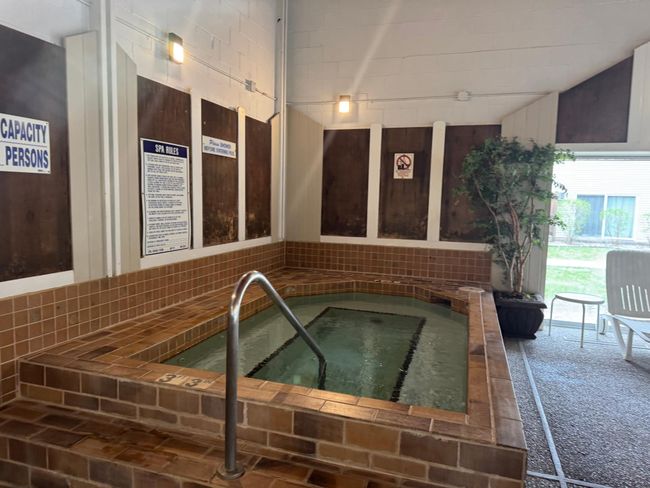 Association, hot tub | Image 31