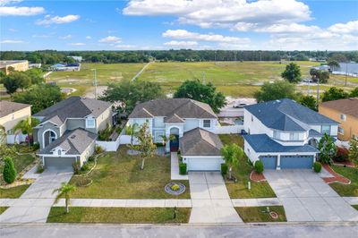 11120 Kempton Vista Drive, House other with 5 bedrooms, 2 bathrooms and null parking in Riverview FL | Image 3