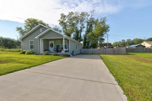 23 Strange St, Stanton, KY, 40380-9082 | Card Image