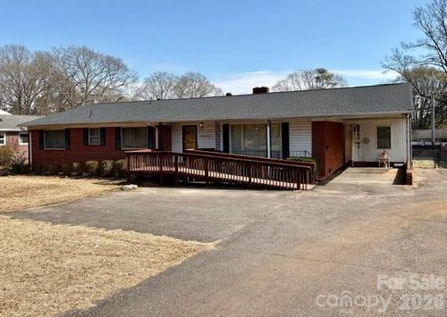 510 Armstrong Park Rd, Gastonia, NC, 28054-3924 | Card Image