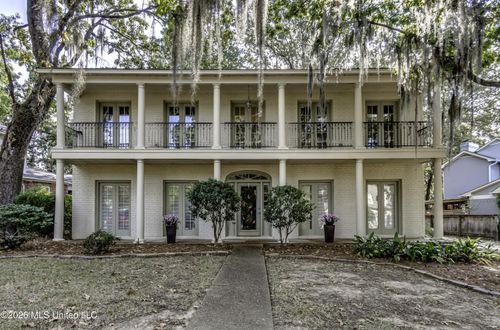 30 Moss Forest Cir, Jackson, MS, 39211-2905 | Card Image