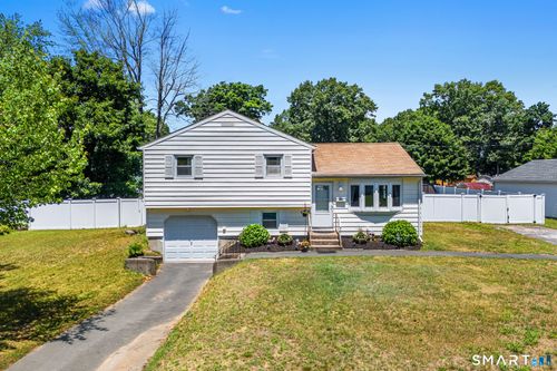 342 S Elm St, Windsor Locks, CT, 06096-2620 | Card Image