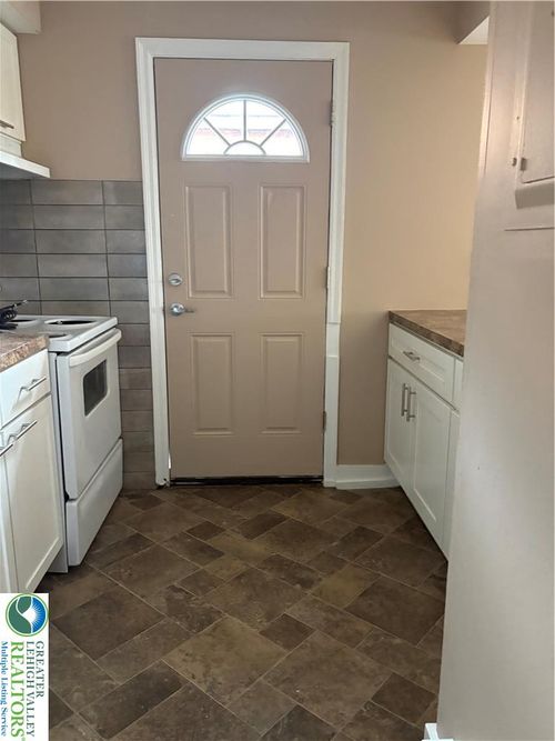 1118 W Linden Street, Allentown City, PA, 18102 | Card Image