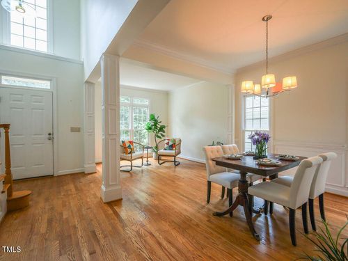 200 Purple Leaf Pl, Carrboro, NC, 27510-2383 | Card Image