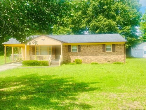 150 Church Circle Ln, Bunnlevel, NC, 28323-9101 | Card Image