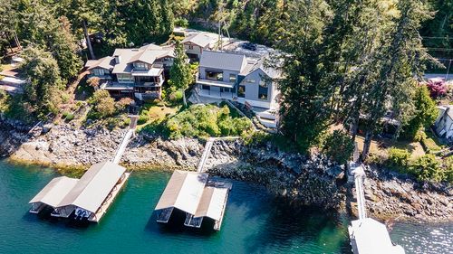 4976 Johnstone Road, Madeira Park, BC, V9Y5L9 | Card Image