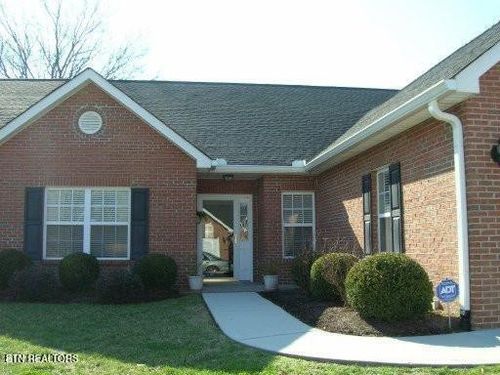 422 Woodlawn Gardens Way, Knoxville, TN, 37920-4226 | Card Image