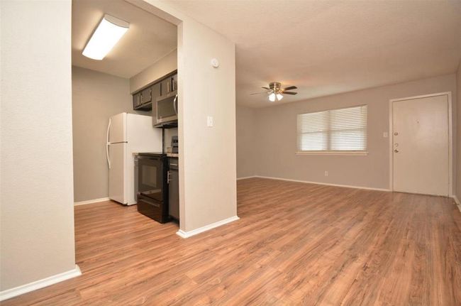 APT-1008 - 6200 W Tidwell Rd, Townhouse with 2 bedrooms, 1 bathrooms and null parking in Houston TX | Image 4