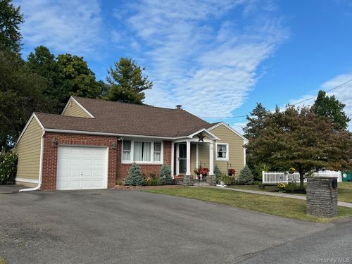 70 Stahlman Pl, Kingston, NY, 12401-1931 | Card Image