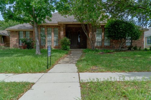 2505 Copper Creek Ln, Carrollton, TX, 75006-2026 | Card Image
