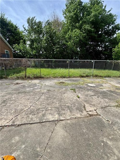 2024 N Miro St, New Orleans, LA, 70119-1600 | Card Image