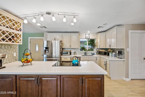 7246 E Virginia Ave, Scottsdale, AZ, 85257-1437 | Card Image