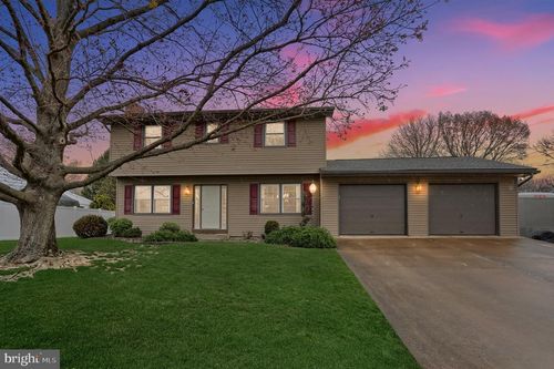 1142 Park Dr, PALMYRA, PA, 17078-3446 | Card Image