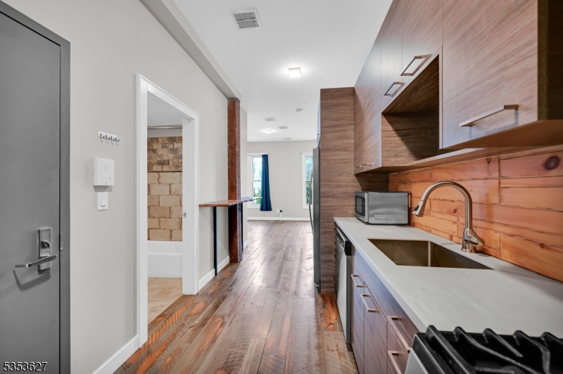 Residential Lease in Newton Town