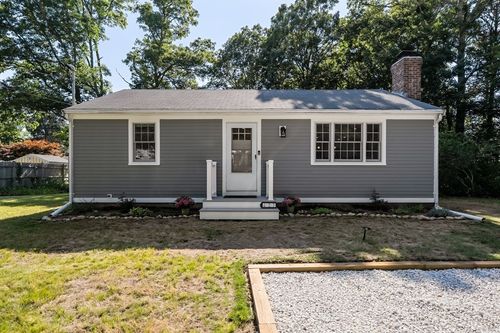 27 Frank Baker Rd, South Yarmouth, MA, 02664-5906 | Card Image