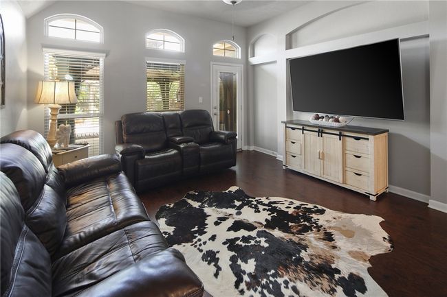 15461 Baker Meadow Loop, House other with 3 bedrooms, 2 bathrooms and null parking in College Station TX | Image 5