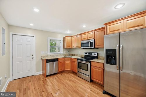 2207 Mullikin St, BALTIMORE, MD, 21231-1327 | Card Image