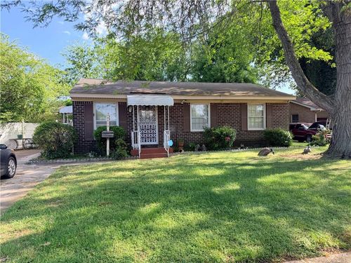 2819 Chancellor St, Portsmouth, VA, 23707-3505 | Card Image