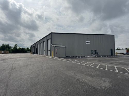3850 S Honeysuckle, Rogers, AR, 72758 | Card Image