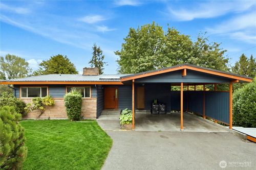 18534 55th Ave Ne, Kenmore, WA, 98028-8700 | Card Image
