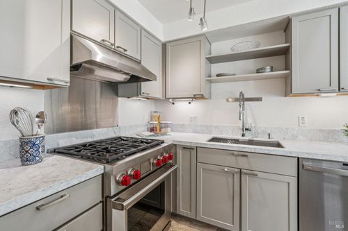 apt-15-649 1st St W, Sonoma, CA, 95476-7050 | Card Image