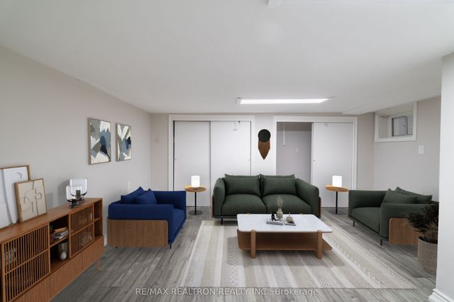 1181 Dovercourt Rd, House other with 5 bedrooms, 3 bathrooms and null parking in Toronto ON | Image 15