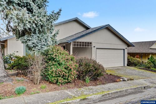 2025 Banyan Ct Nw, Salem, OR, 97304-1135 | Card Image