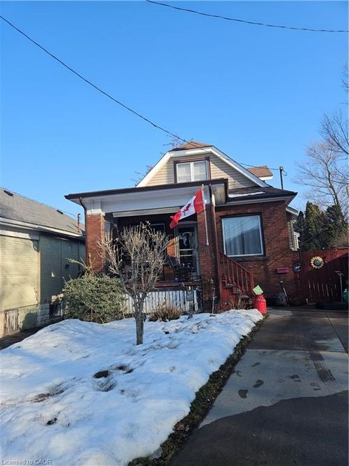 253 Grosvenor Ave S, Hamilton, ON, L8M3L8 | Card Image