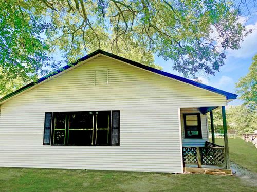 1113 Railroad St, Silsbee, TX, 77656-3943 | Card Image