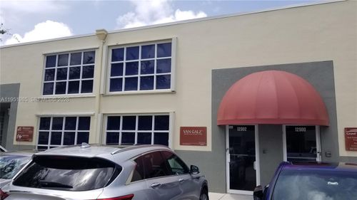 2-12902 Sw 133rd Ct, MIAMI, FL, 33186-6581 | Card Image